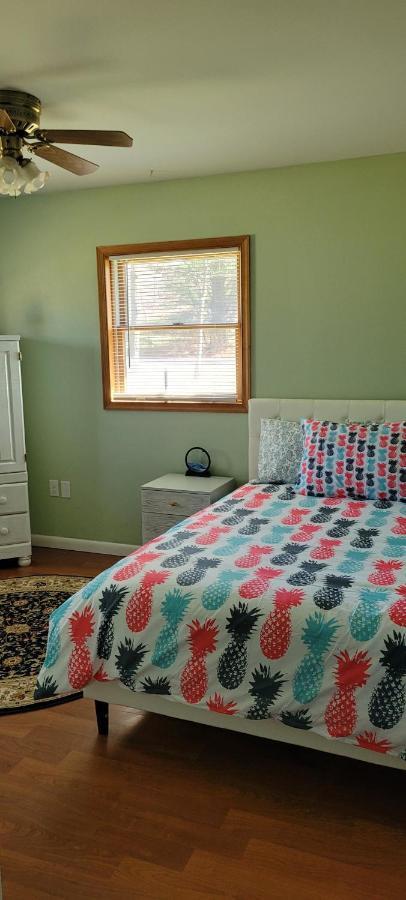 Experience The Serenity Of Pineapple Acre Pocono Stroudsburg