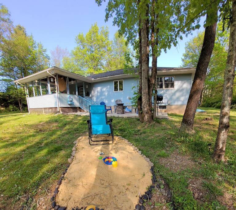 Сasa de vacaciones Experience The Serenity Of Pineapple Acre Pocono Stroudsburg